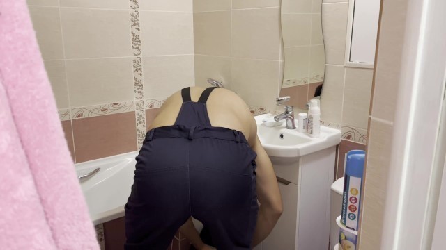 The Plumber could not Imagine that he would be in such a Position! Dirty Talk, Joke at the end