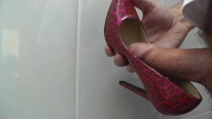 Shoejob: Fuck Leo stiletto heels and cum