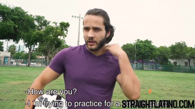 Latino athlete turned gay after bareback and facial